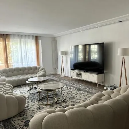 Prestigious Apartment - Arc De Triomphe Paris Exterior photo