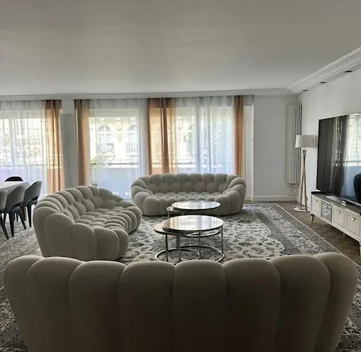 Prestigious Apartment - Arc De Triomphe