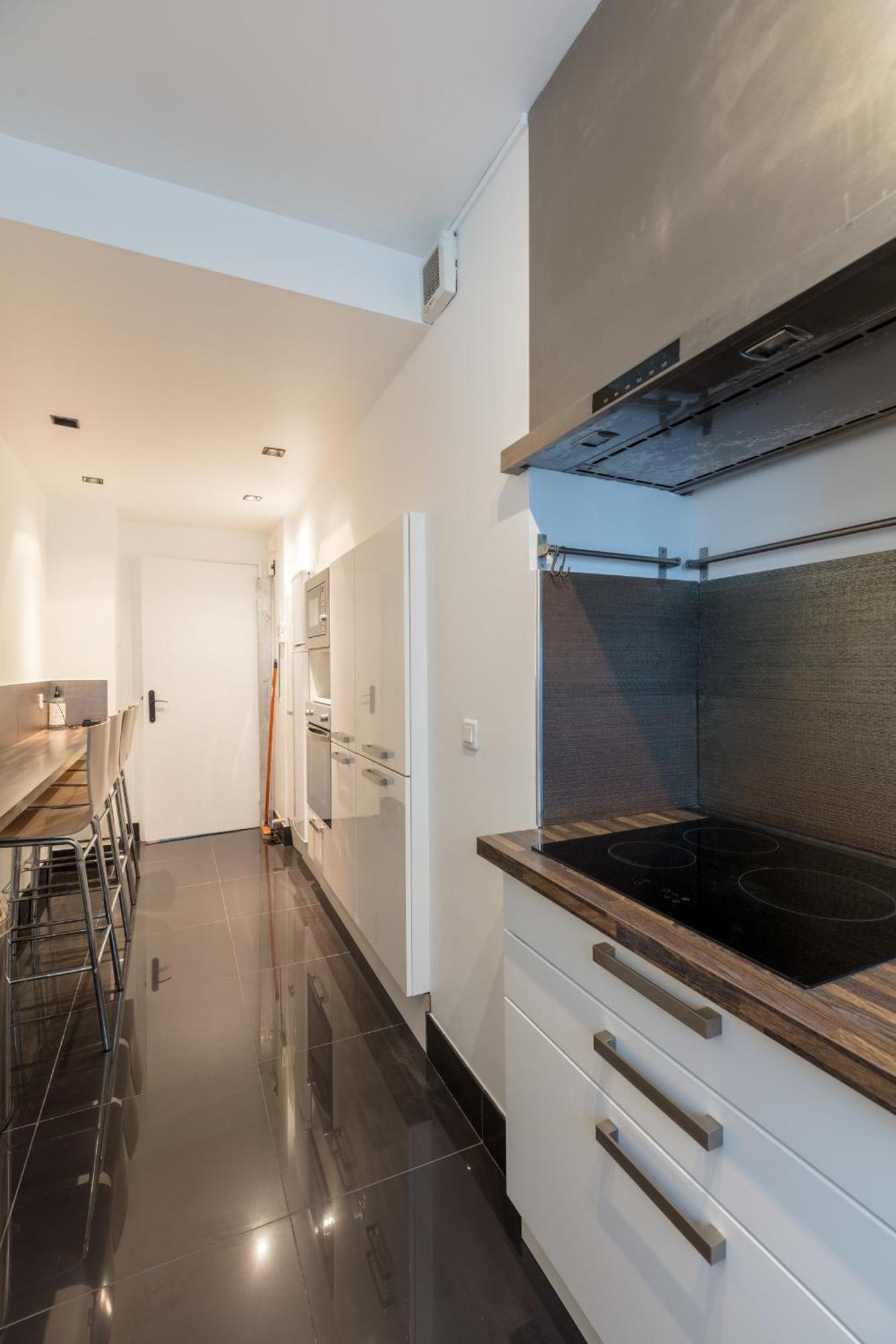 Prestigious Apartment - Arc De Triomphe Apartment *